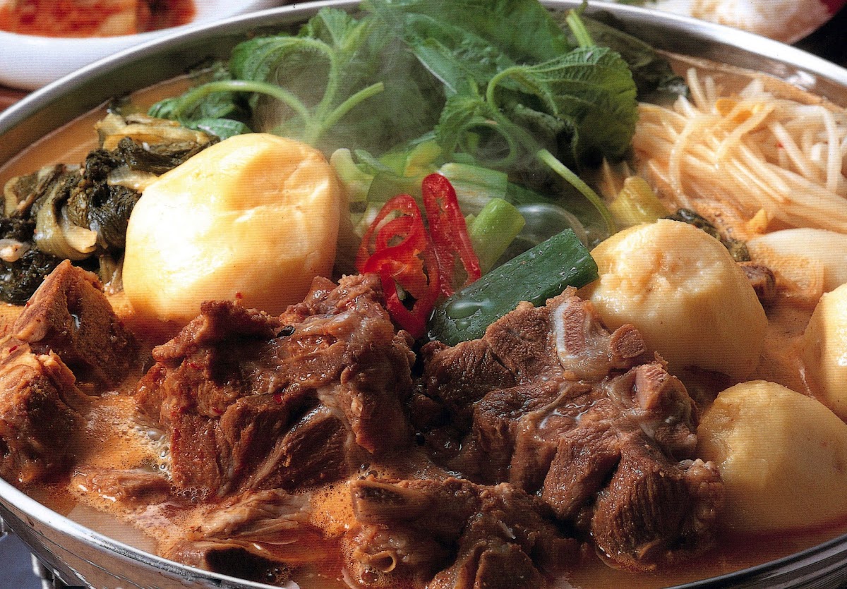 Ap Gu Jung (Abeom Soondae)-3